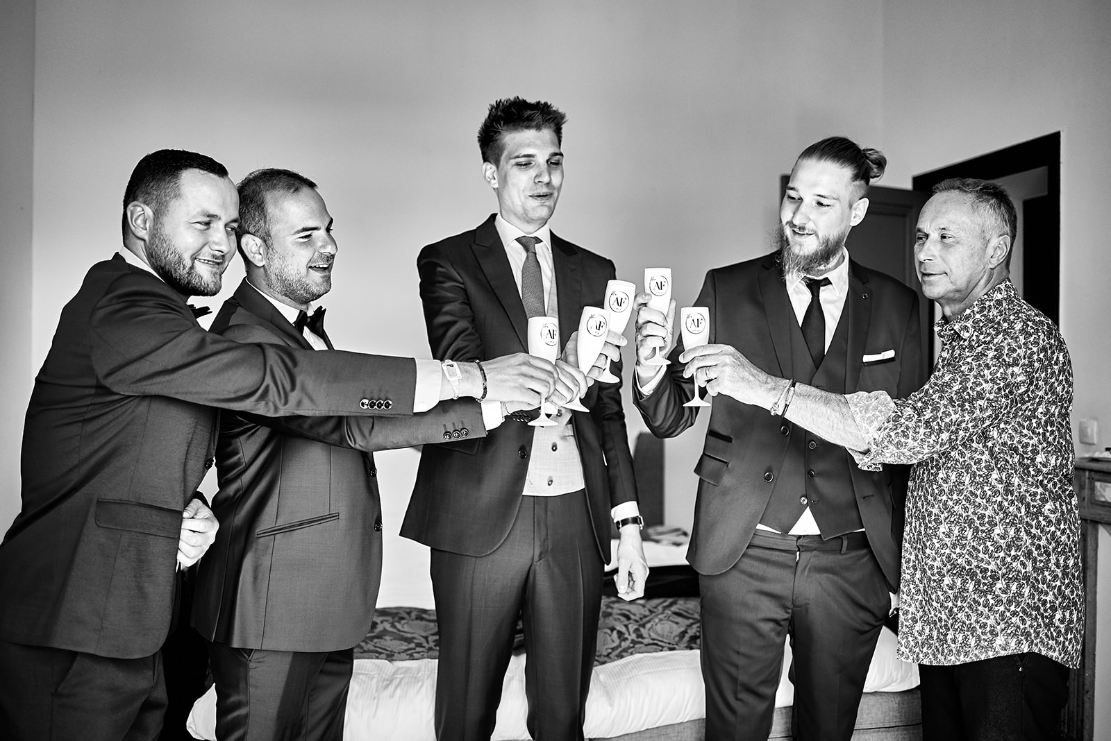 Mariage Apolline & Florian - Préparatifs du marié Organisation de mariage romantique chic - Hera Mariage Wedding Planner - Auvergne - Puy de Dôme - Clermont-Ferrand - Allier - Haute-Loire - Cantal