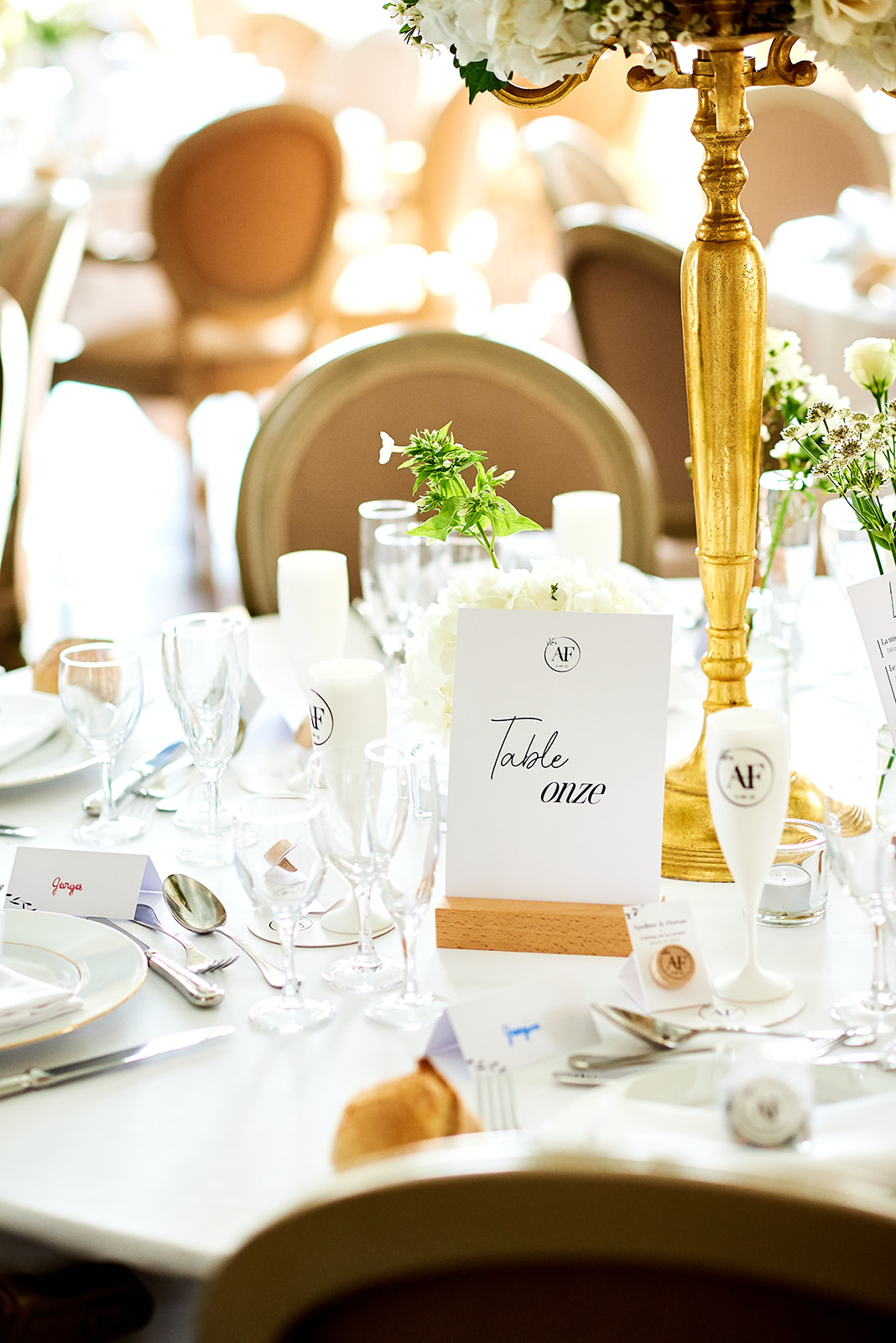 Mariage Apolline & Florian - Nom de table mariage Organisation de mariage romantique chic - Hera Mariage Wedding Planner - Auvergne - Puy de Dôme - Clermont-Ferrand - Allier - Haute-Loire - Cantal