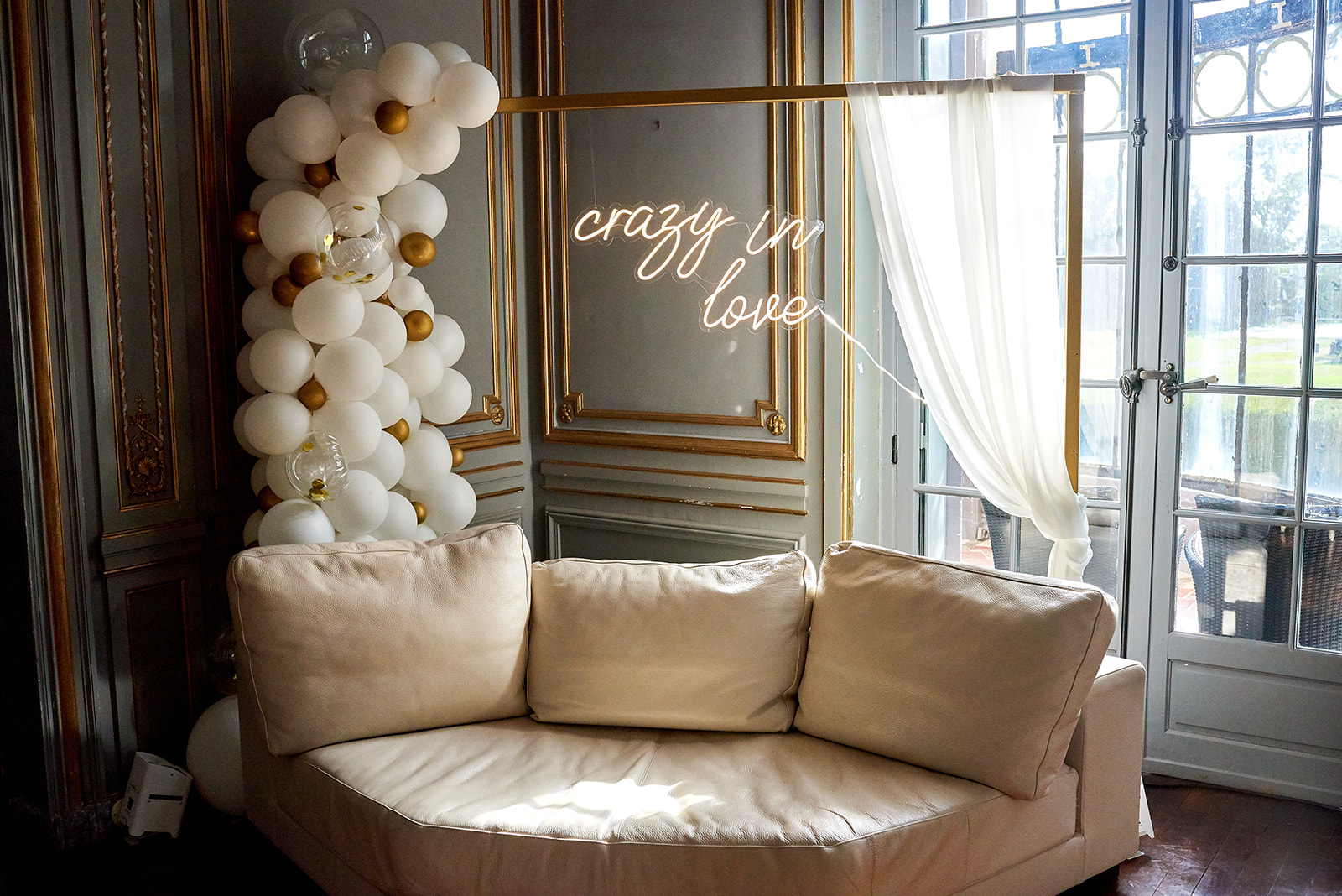 Mariage Apolline & Florian - Coin photobooth animation mariage Organisation de mariage romantique chic - Hera Mariage Wedding Planner - Auvergne - Puy de Dôme - Clermont-Ferrand - Allier - Haute-Loire - Cantal