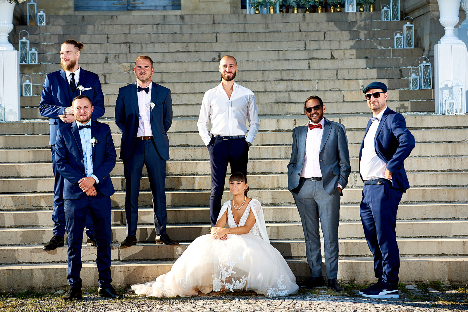 Mariage Apolline & Florian - Photo de groupe originale Organisation de mariage romantique chic - Hera Mariage Wedding Planner - Auvergne - Puy de Dôme - Clermont-Ferrand - Allier - Haute-Loire - Cantal