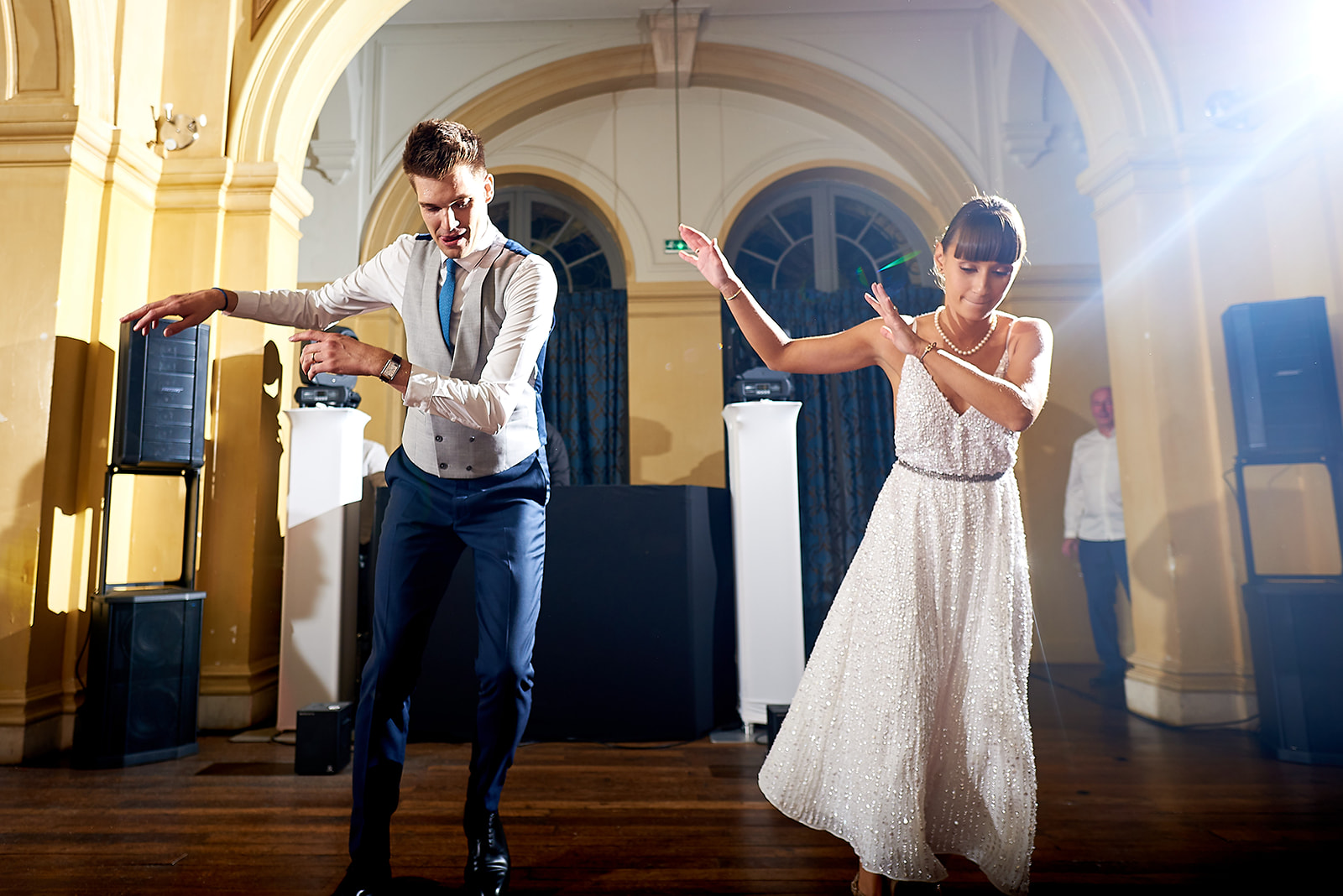 Mariage Apolline & Florian - Ouverture de bal Organisation de mariage romantique chic - Hera Mariage Wedding Planner - Auvergne - Puy de Dôme - Clermont-Ferrand - Allier - Haute-Loire - Cantal