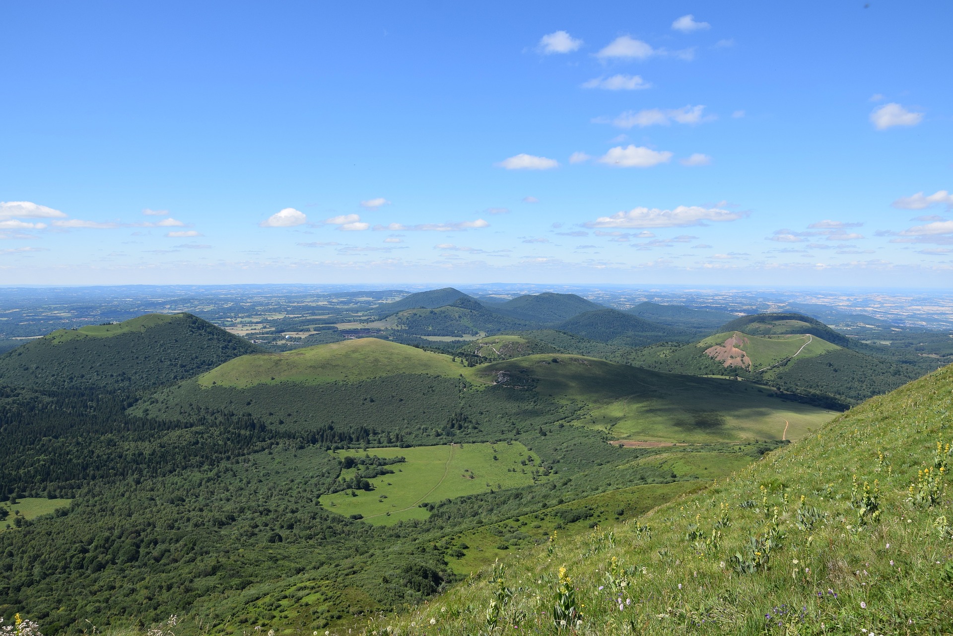 Mariage en Auvergne - chaine des Puys