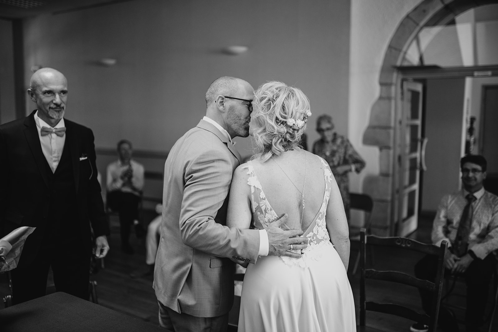 Mariage Emilie & Pierre - Mairie Organisation Mariage tout en douceur et en couleur - Hera Mariage Wedding Planner - Auvergne - Puy de Dôme - Clermont-Ferrand - Allier