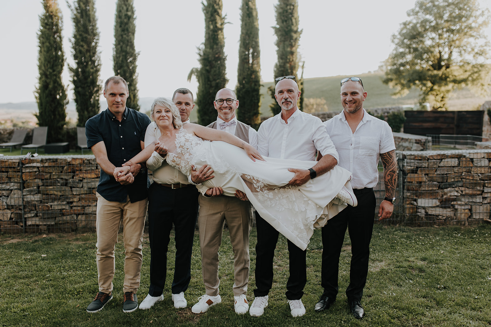 Mariage Emilie & Pierre - Photo hommes d'honneur Organisation Mariage tout en douceur et en couleur - Hera Mariage Wedding Planner - Auvergne - Puy de Dôme - Clermont-Ferrand - Allier